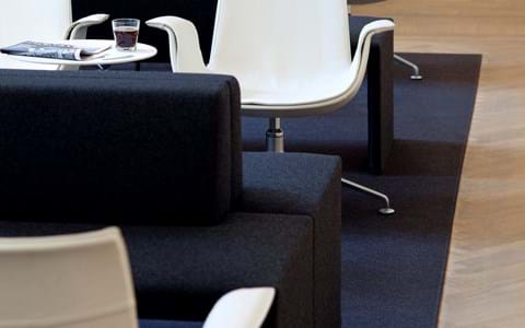 bruun og hjejle filt reception, Fraster filt tæppe